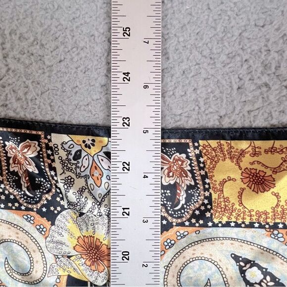 WOMENS SILK SQUARE BLUE AND GOLD DESIGN - Picture 5 of 7